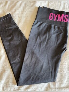 Gymshark Mid Rise Leggings | Charcoal/Hyper Pink | Size S | NWT